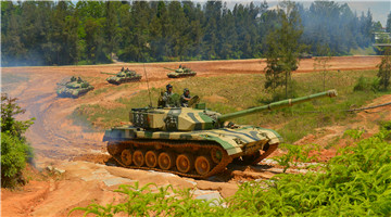 Type 96A main battle tanks in training