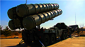 S-300 air-defense missiles ready for combat