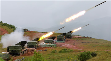 Artillery women in live-fire test