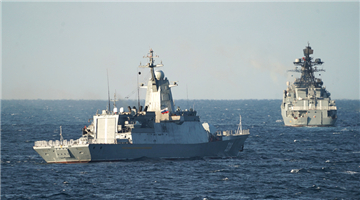 Chinese and Russian naval vessels transit simulated mined zone in Joint Sea-2021