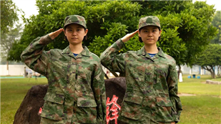 Twin sisters enlisted in PLA Marine Corps