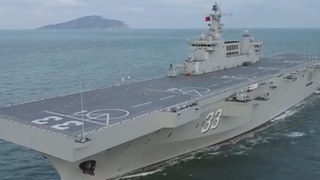 Training highlights of amphibious assault ship Anhui