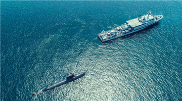 Sailors conduct submarine rescue drill